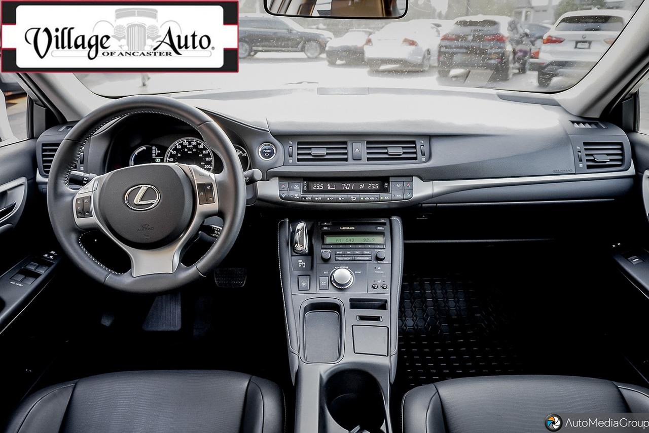 2011 Lexus CT 200h FWD 4dr Hybrid - Photo #16