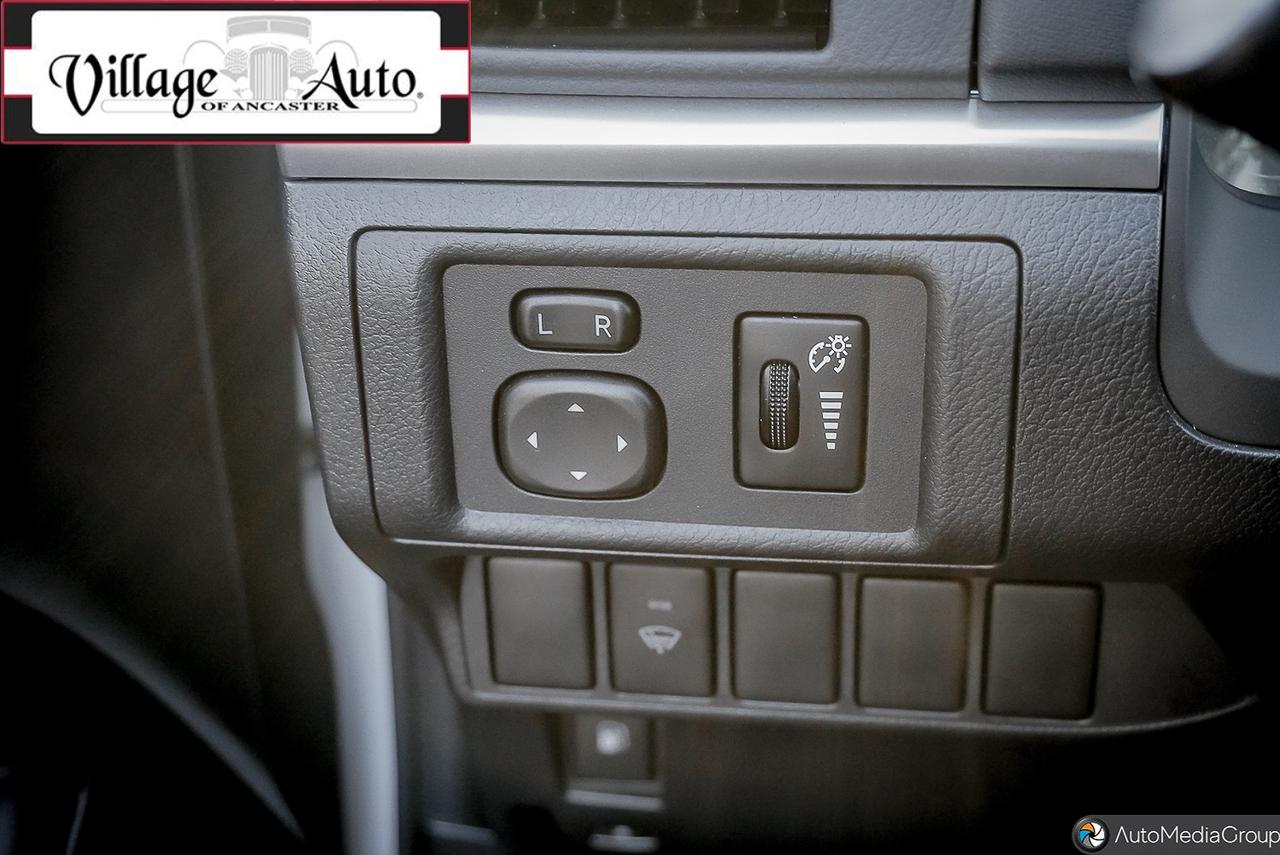 2011 Lexus CT 200h FWD 4dr Hybrid Photo