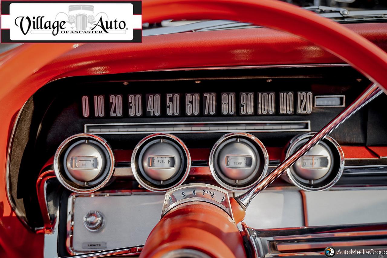 1964 Ford Thunderbird  Photo