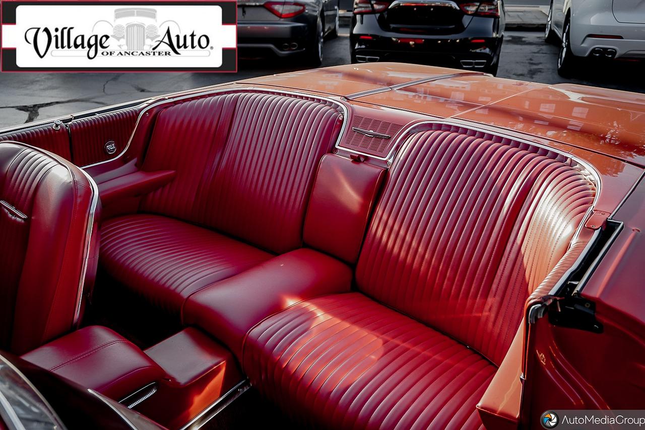 1964 Ford Thunderbird  Photo