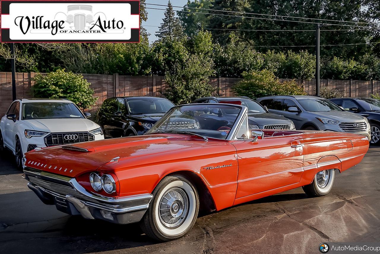 1964 Ford Thunderbird  Photo