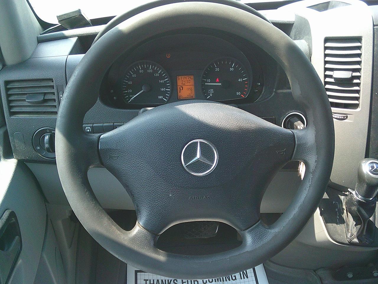 2014 Mercedes-Benz Sprinter 2500 14 FT/ BACKUP CAM/ SHELVES! Photo