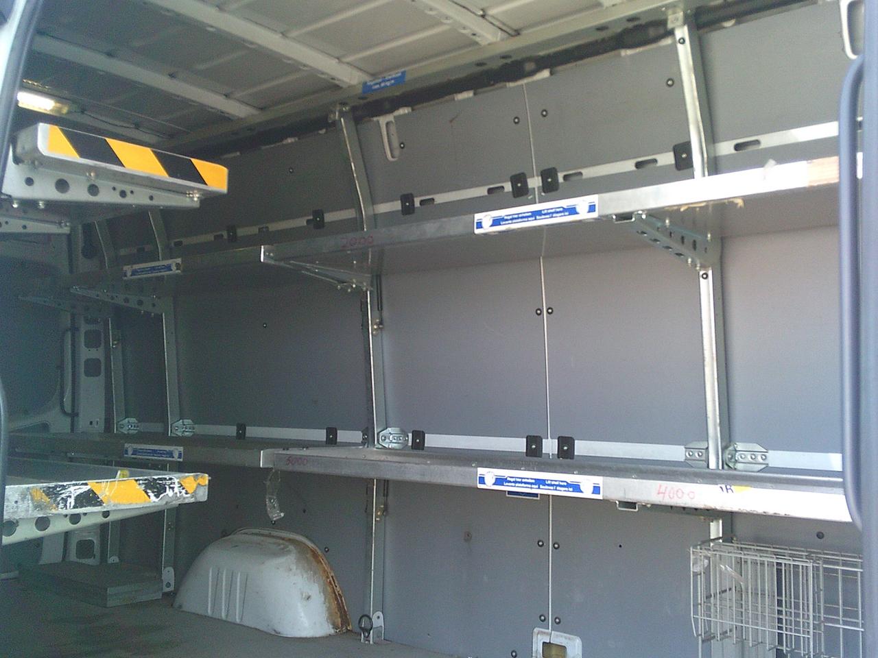 2014 Mercedes-Benz Sprinter 2500 14 FT/ BACKUP CAM/ SHELVES! Photo