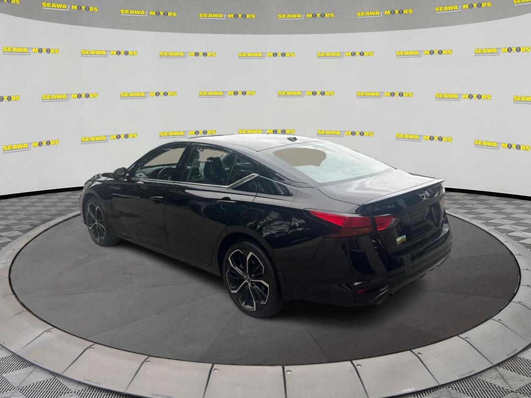 2024 Nissan Altima