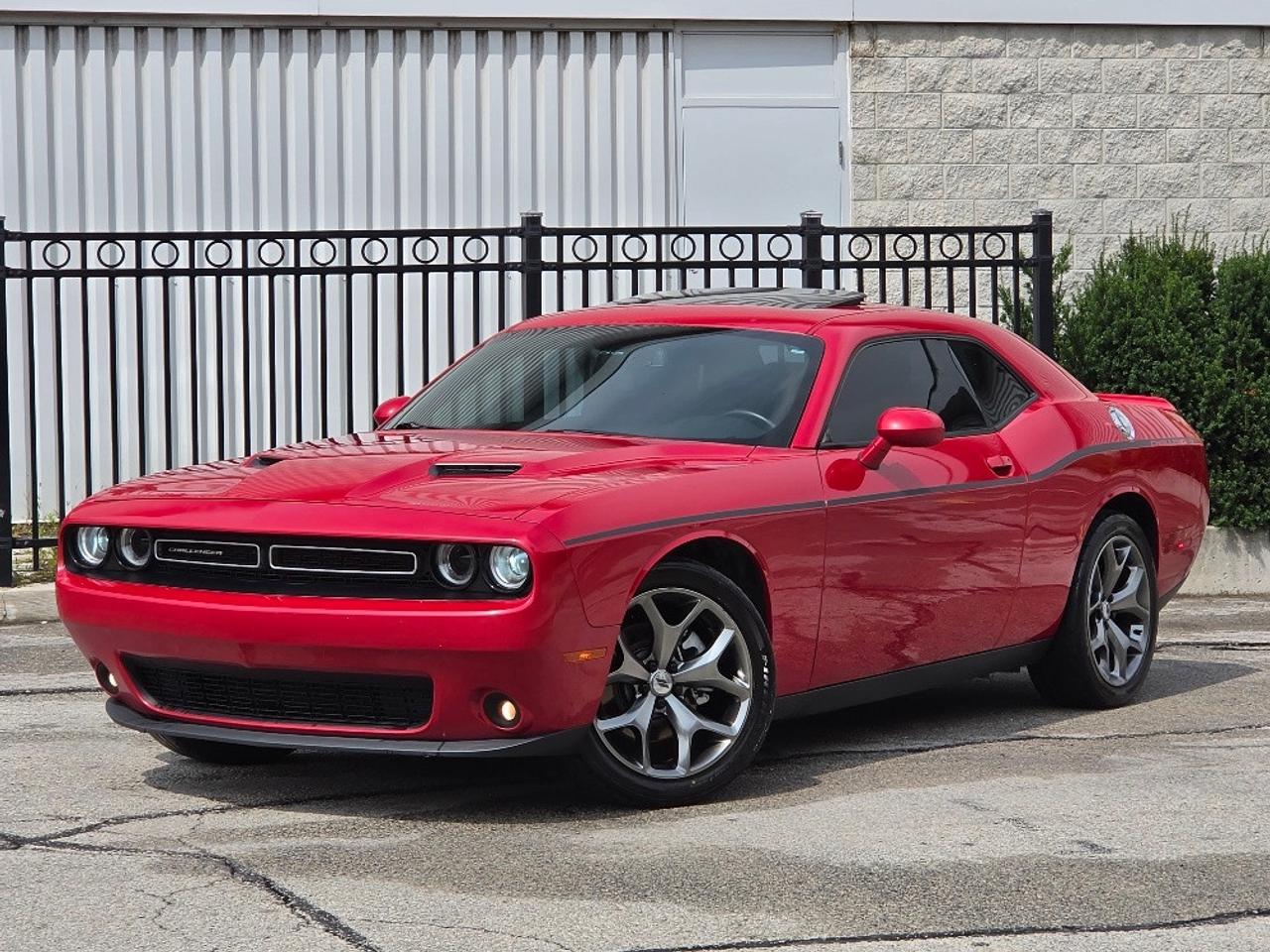 2017 Dodge Challenger SXT PLUS-NAVIGATION-LEATHER-SUNROOF-CERTIFIED Photo0