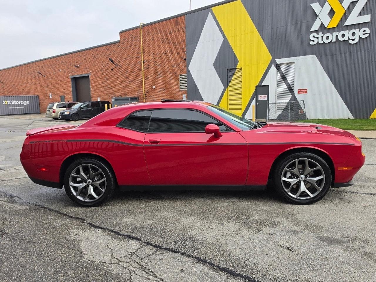 2017 Dodge Challenger SXT PLUS-NAVIGATION-LEATHER-SUNROOF-CERTIFIED Photo