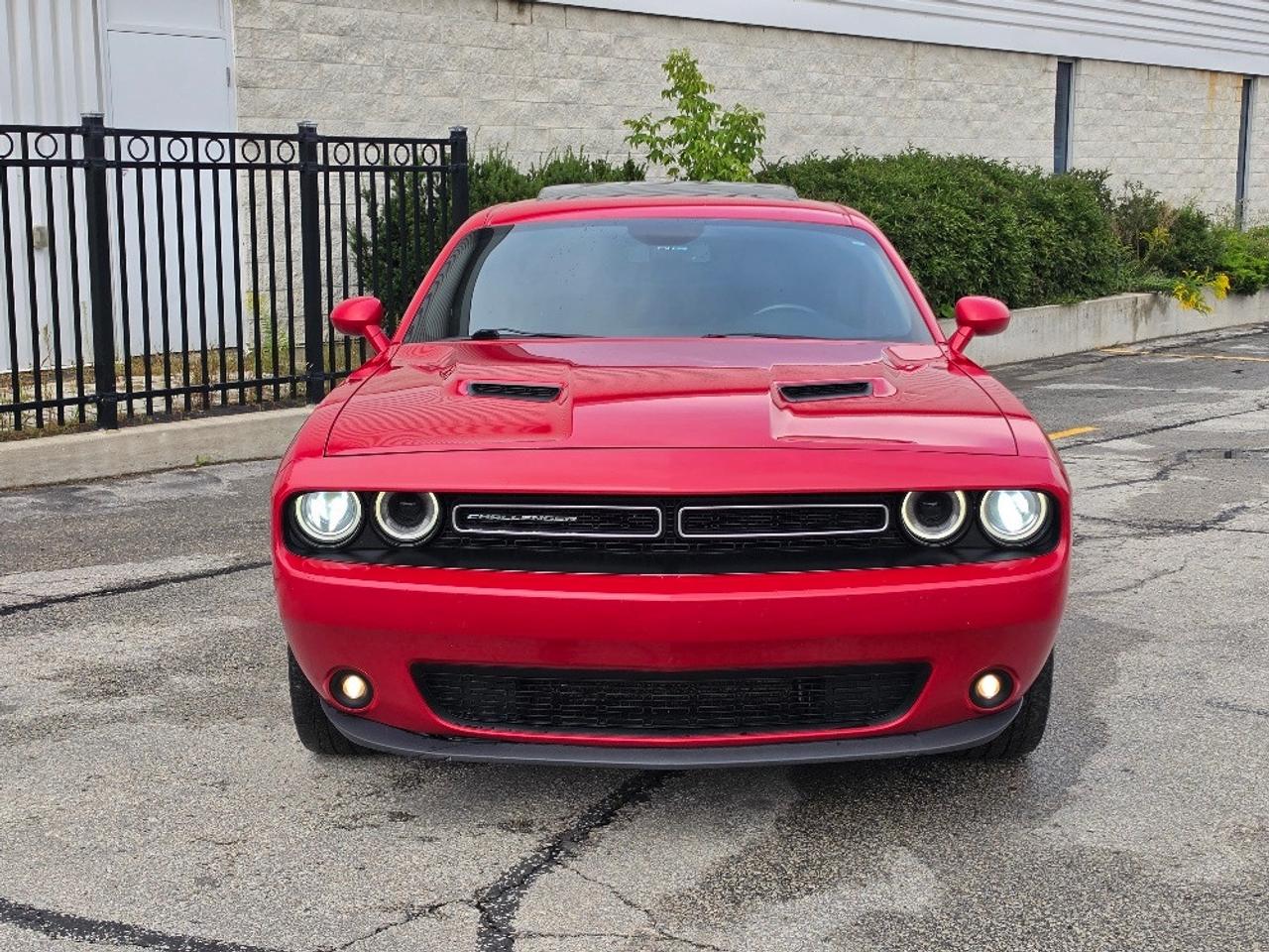 2017 Dodge Challenger SXT PLUS-NAVIGATION-LEATHER-SUNROOF-CERTIFIED Photo