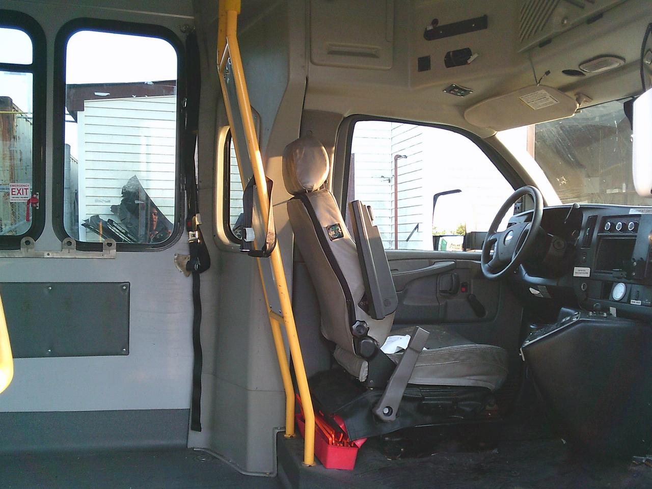 2015 Chevrolet Express Commercial Cutaway Diesel Photo