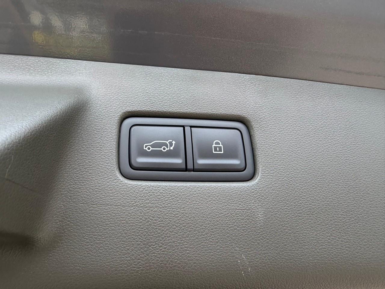 2027 Hyundai Santa Fe Hybrid Ultimate Calligraphy AWD w/Beige Photo