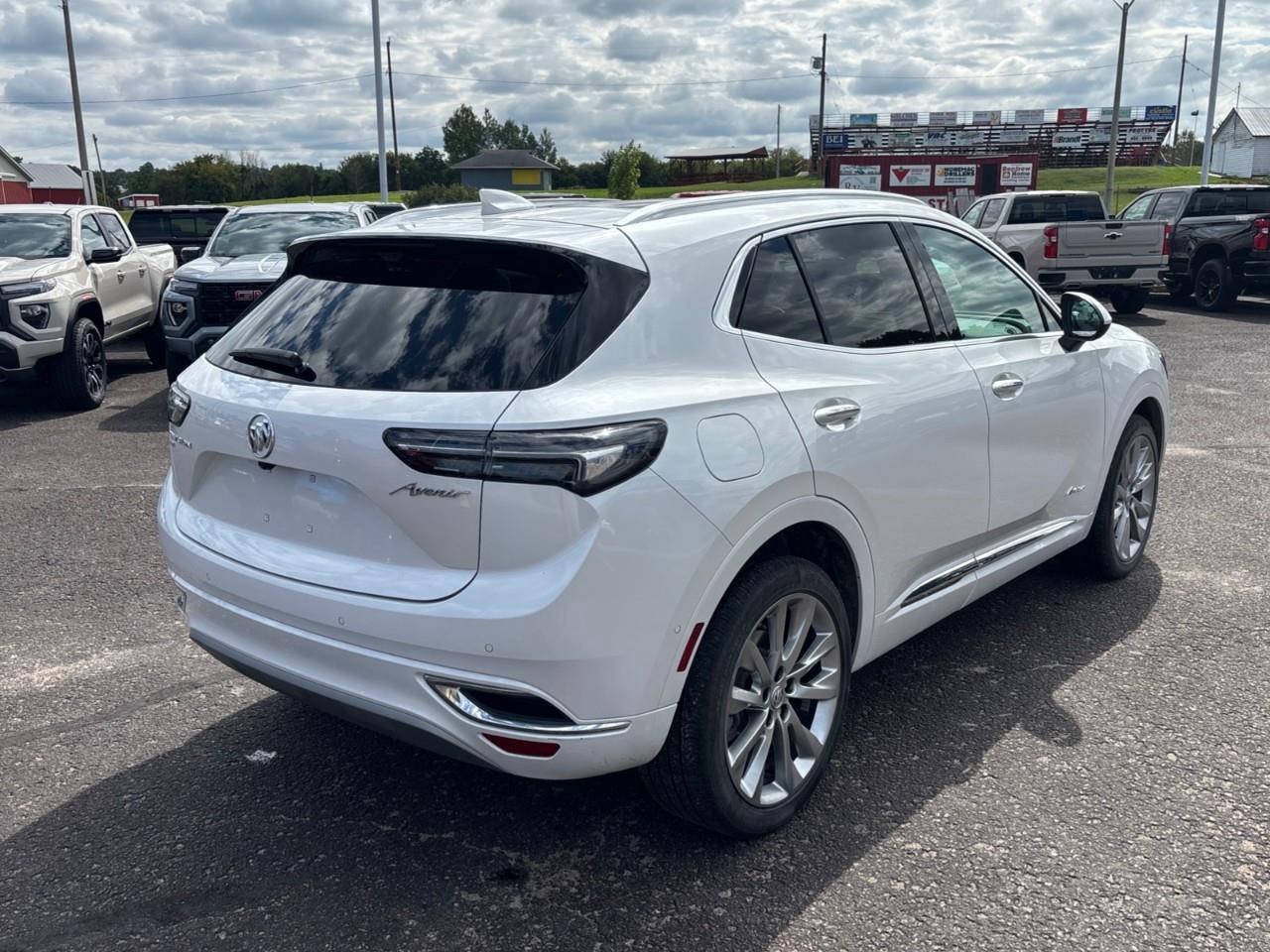2023 Buick Envision Avenir Photo
