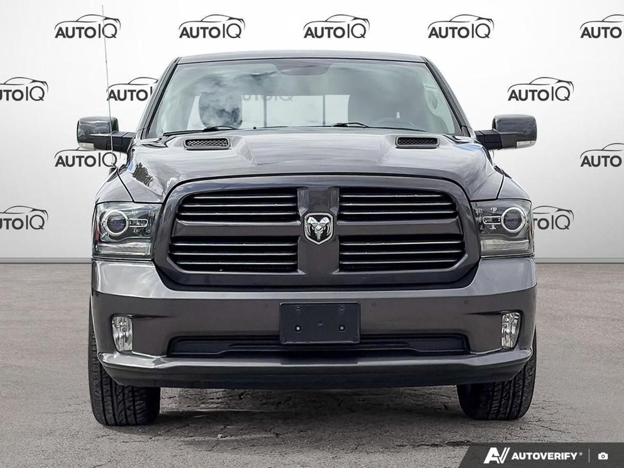 2017 RAM 1500 Sport HEATED & VENTILATED LEATHER SEATS Photo5
