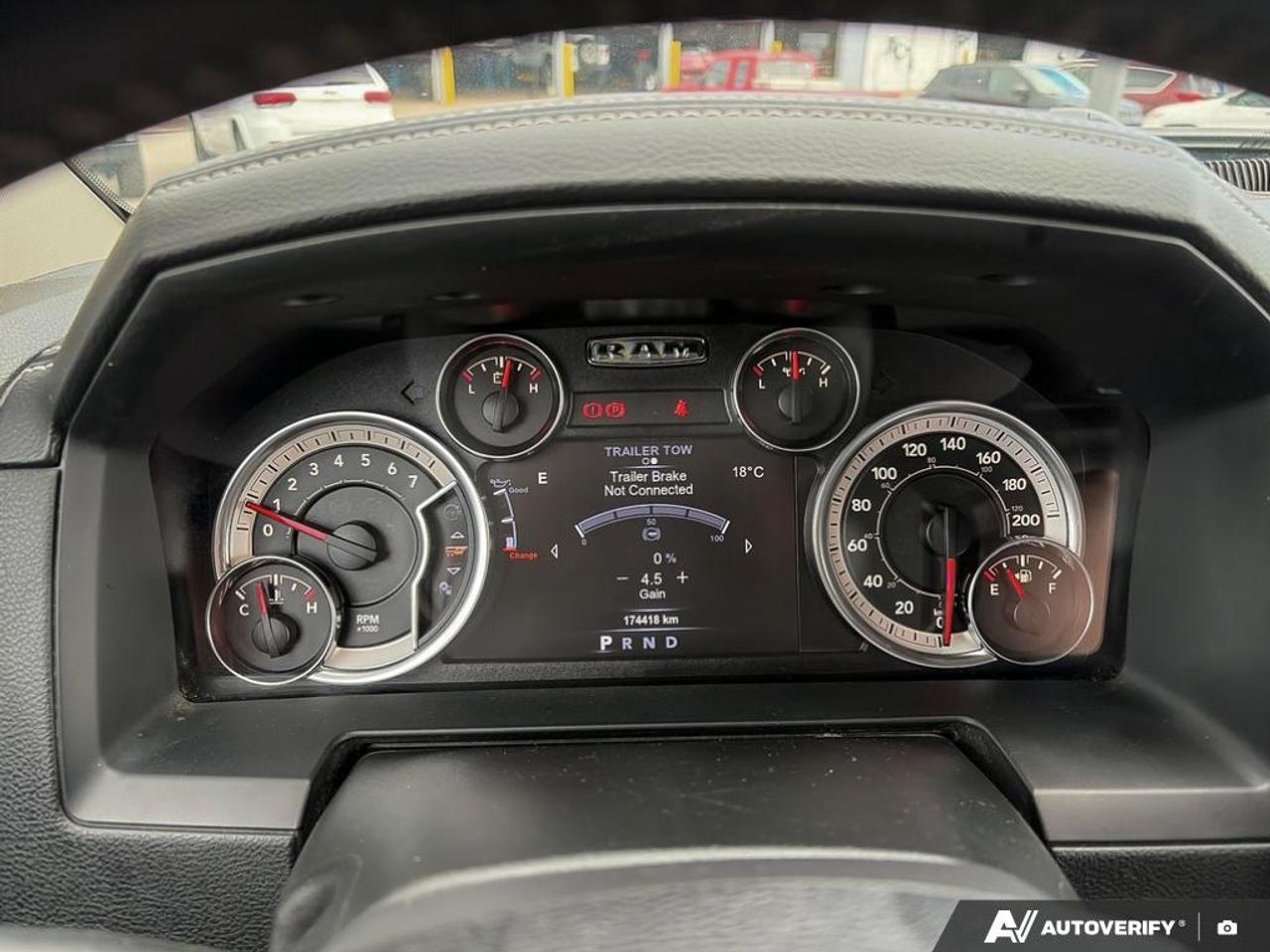 2017 RAM 1500 Sport HEATED & VENTILATED LEATHER SEATS Photo