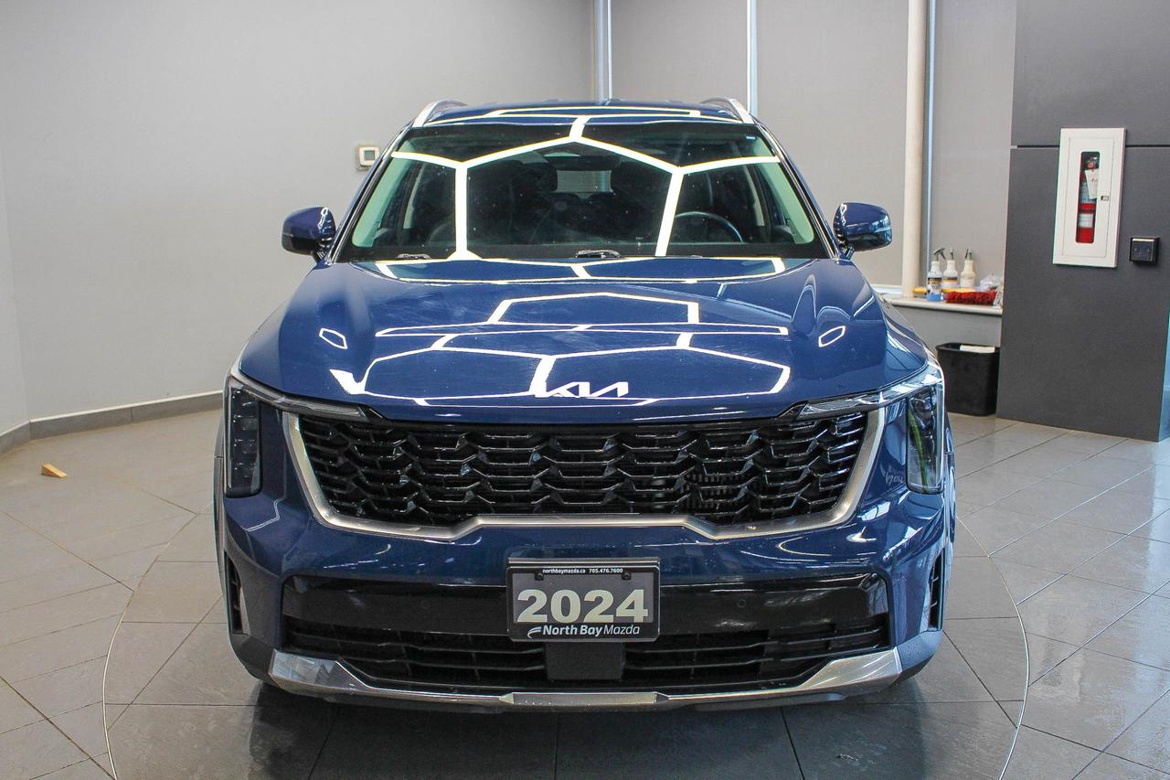 2024 Kia Sorento 2.5T X-Line SECOND ROW CAPTAINS CHAIRS - LEATHER SEATS - HEATED SEATS/STEERING WHEEL Photo