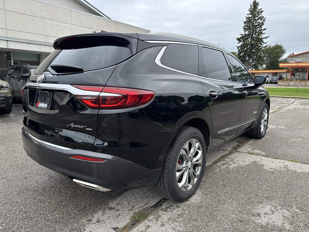 2018 Buick Enclave Avenir Photo
