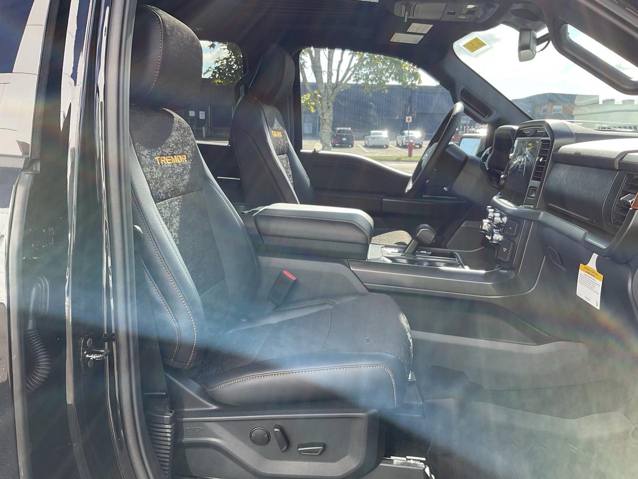 2026 Ford F-150 Tremor Photo4