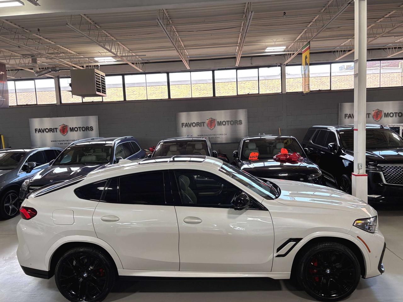 2022 BMW X6 M Competition|V8TWINTURBO|NO LUX TAX|WHITE ON WHITE| Photo