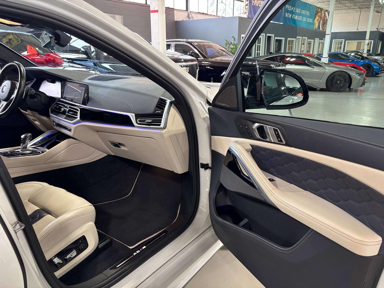 2022 BMW X6 M Competition|V8TWINTURBO|NO LUX TAX|WHITE ON WHITE| Photo
