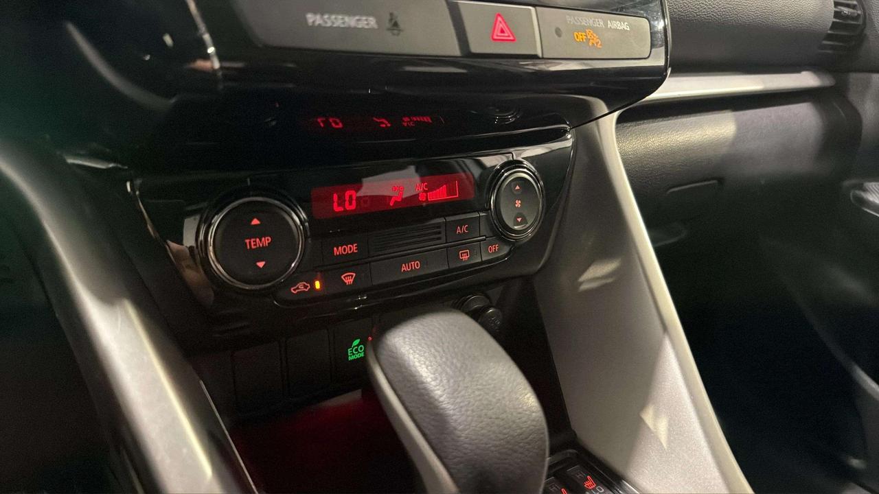 2023 Mitsubishi Eclipse Cross ES| CLEAN CARFAX| AWD| HTD SEATS| CARPLAY Photo