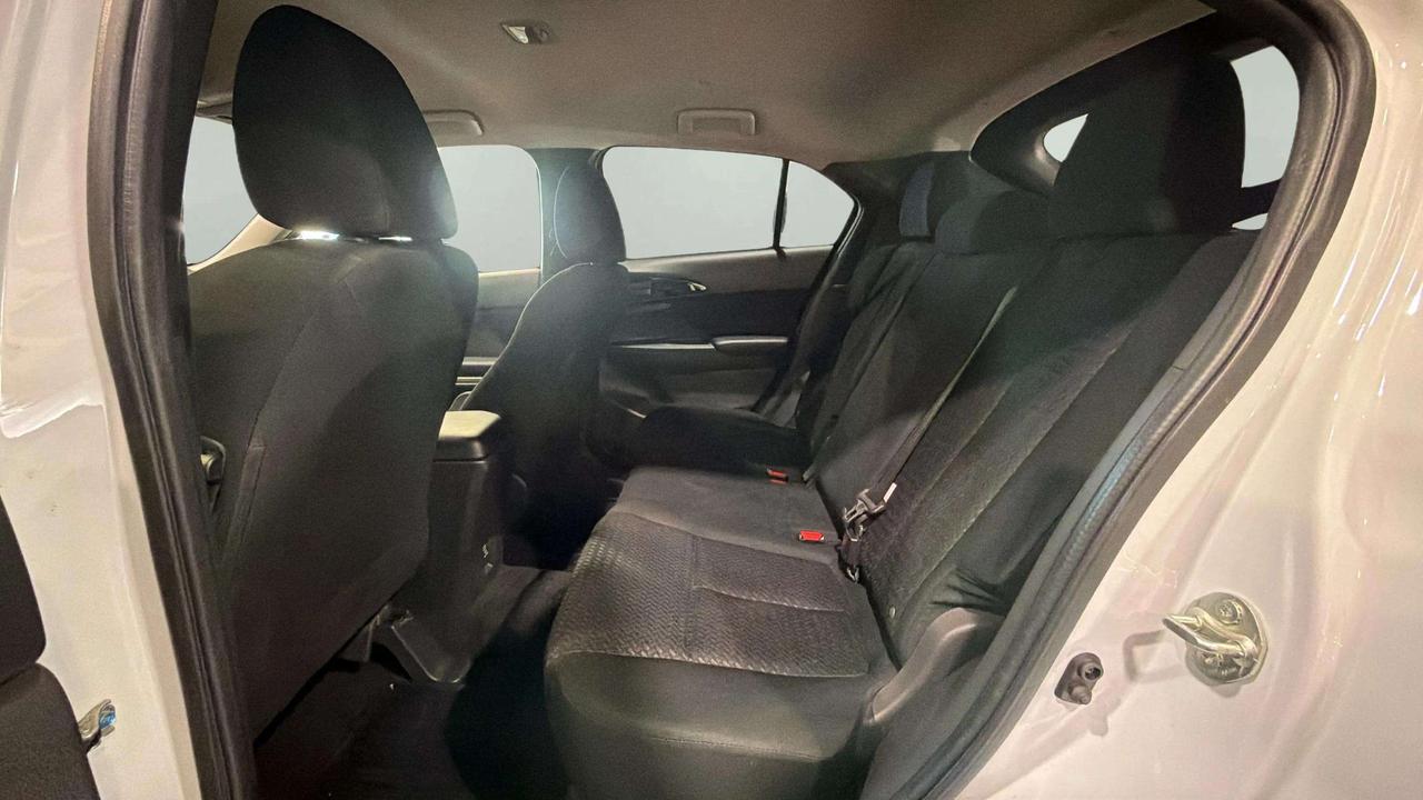 2023 Mitsubishi Eclipse Cross ES| CLEAN CARFAX| AWD| HTD SEATS| CARPLAY Photo