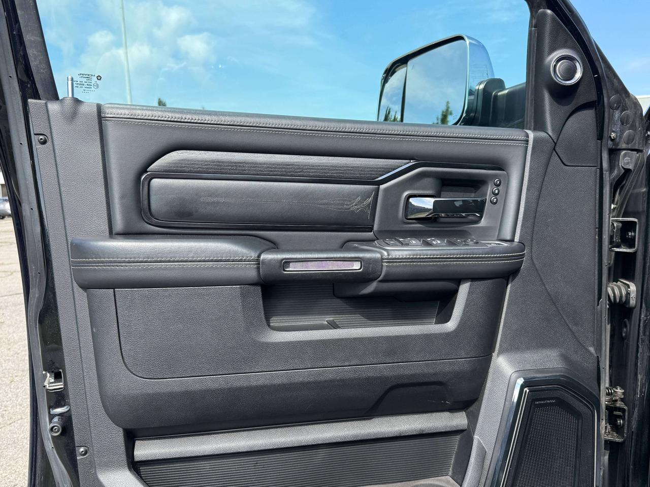2022 RAM 2500 Limited | NAVIGATION | BLUETOOTH | REMOTE START | Photo