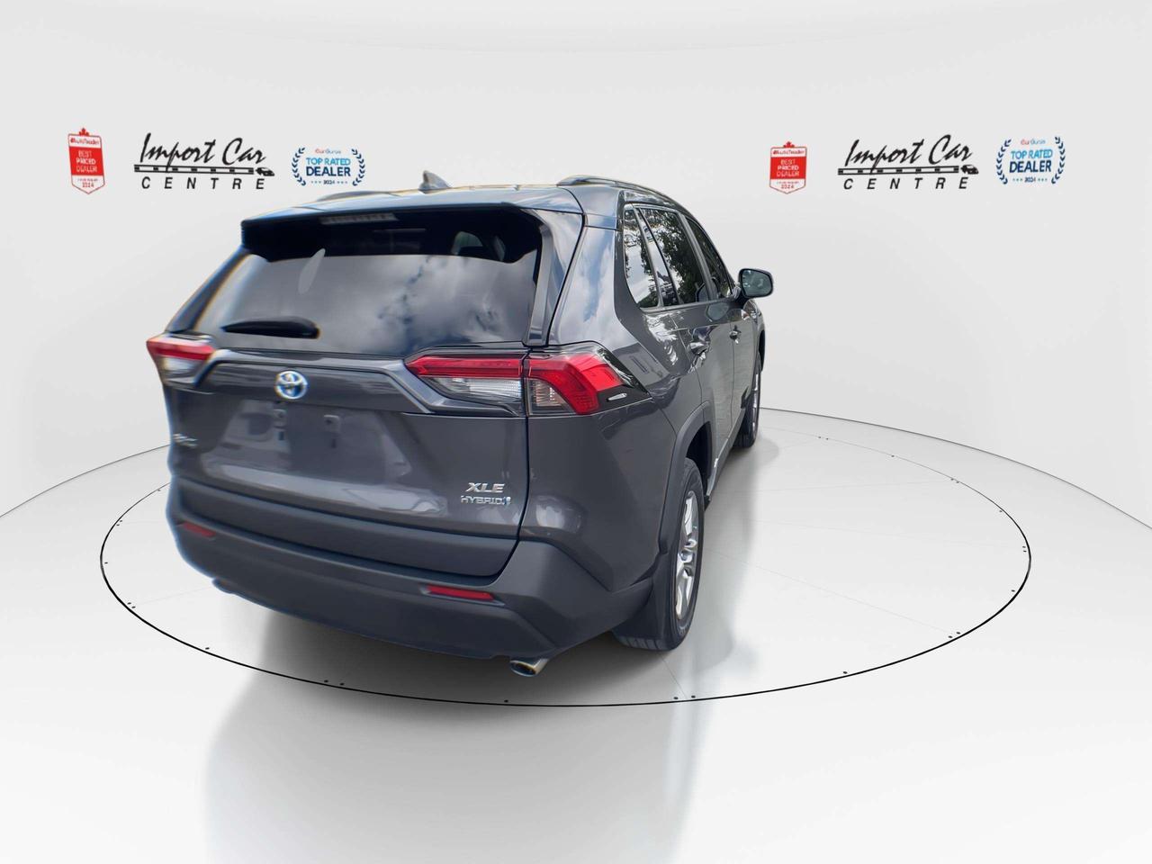 2023 Toyota RAV4 XLE HYBRID, ROOF, HTD. SEATS, BLIS, BK. CAM, ALLOYS Photo