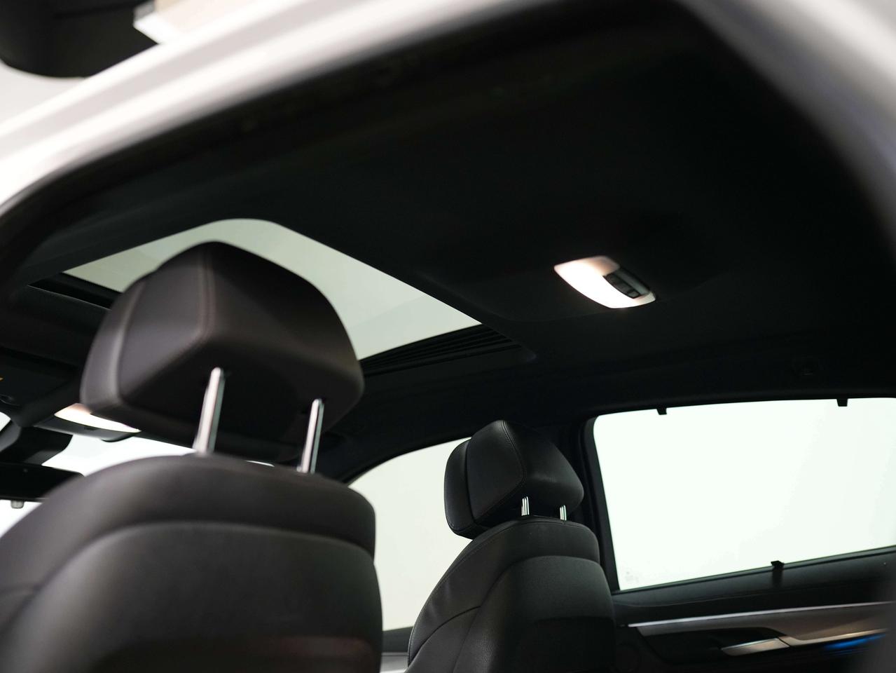 2019 BMW X6 XDRIVE35I | M-SPORT | PREMIUM ENHANCED | SUNROOF Photo