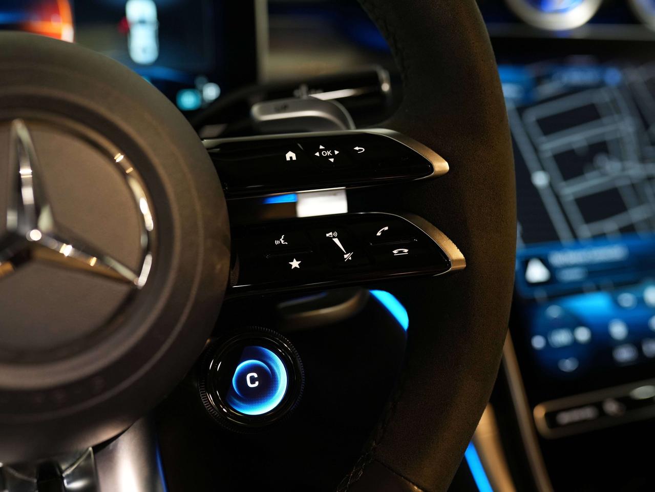 2023 Mercedes-Benz C-Class 43 | AMG | HUD | INTELLIGENT DRIVE | PREMIUM PLUS Photo