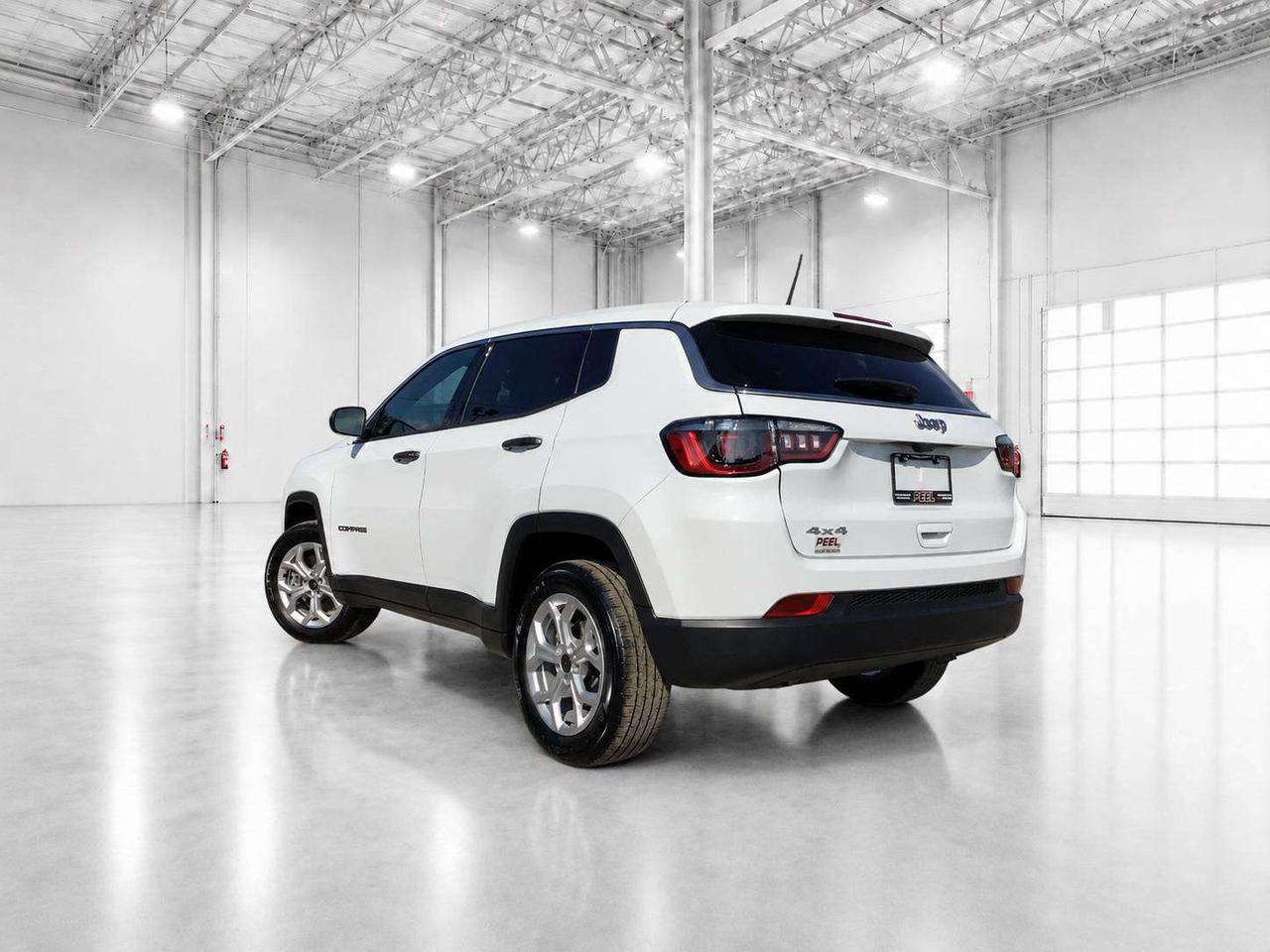 2025 Jeep Compass Sport | Heated Seats | CarPlay |4X4 Photo