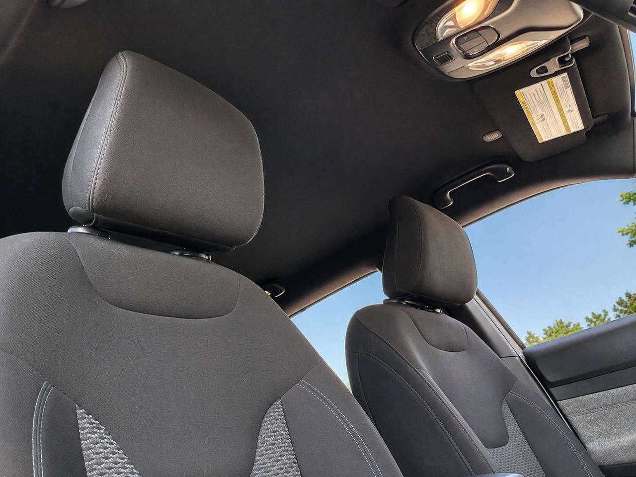2025 Jeep Compass Sport | Heated Seats | CarPlay |4X4 Photo