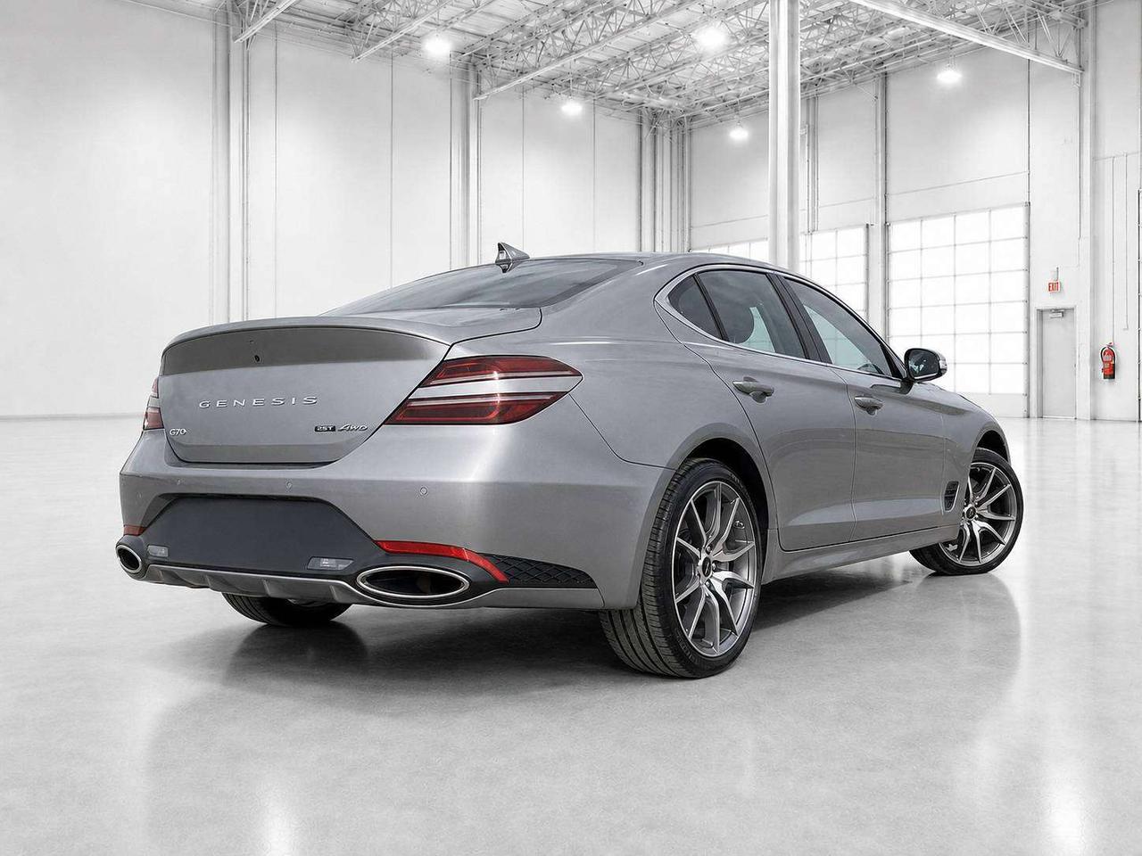 2026 Genesis G70 2.5T Advanced | Vented Leather | Panoroof | AWD Photo4