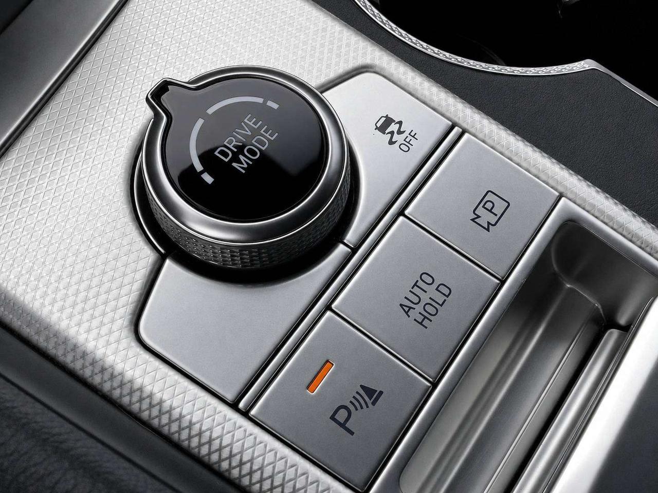 2026 Genesis G70 2.5T Advanced | Vented Leather | Panoroof | AWD Photo