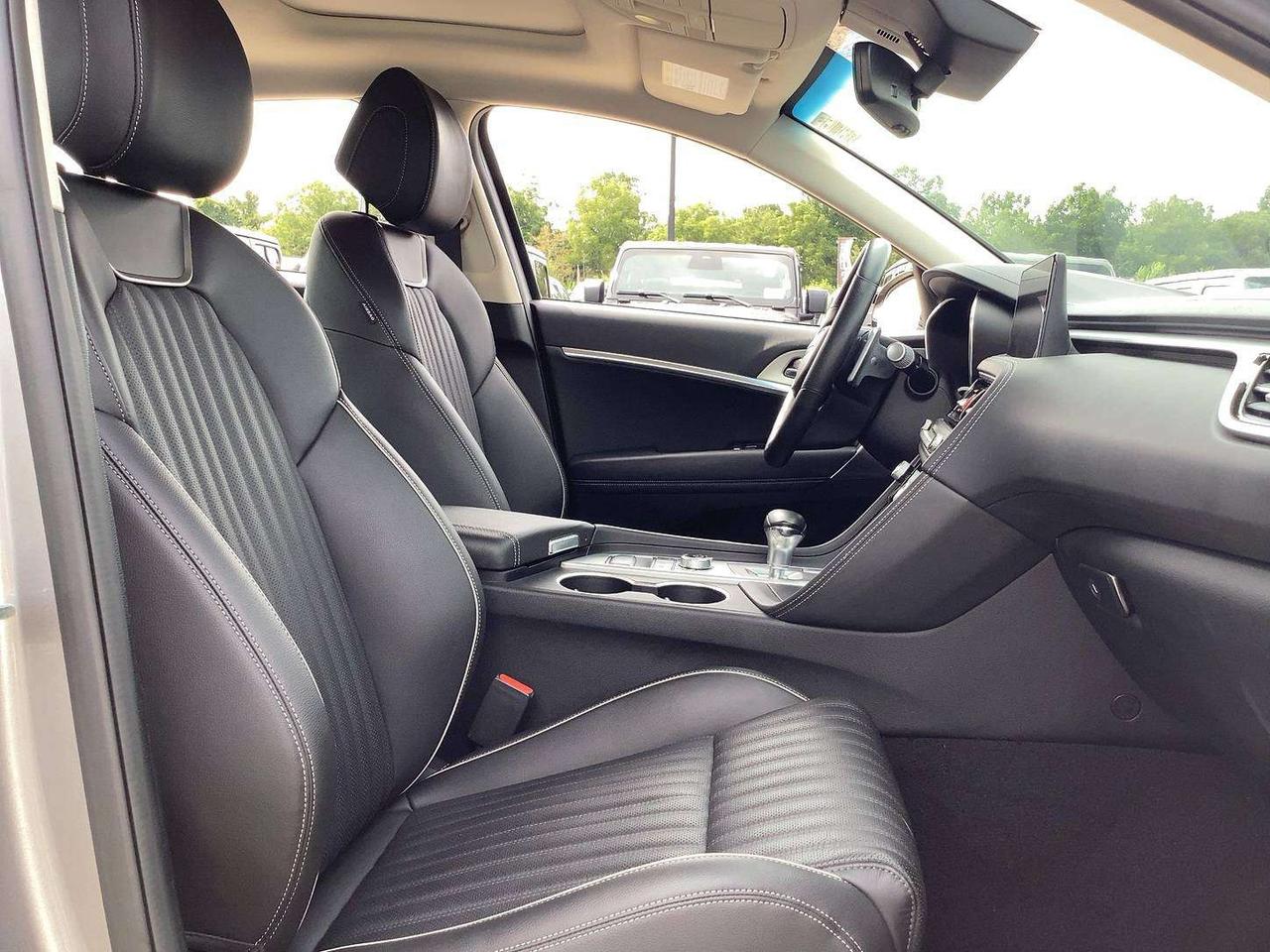 2026 Genesis G70 2.5T Advanced | Vented Leather | Panoroof | AWD Photo