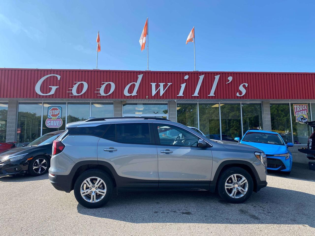 2024 GMC Terrain SLE, AWD, REMOTE START, BACK UP CAM, HEATED SEATS!