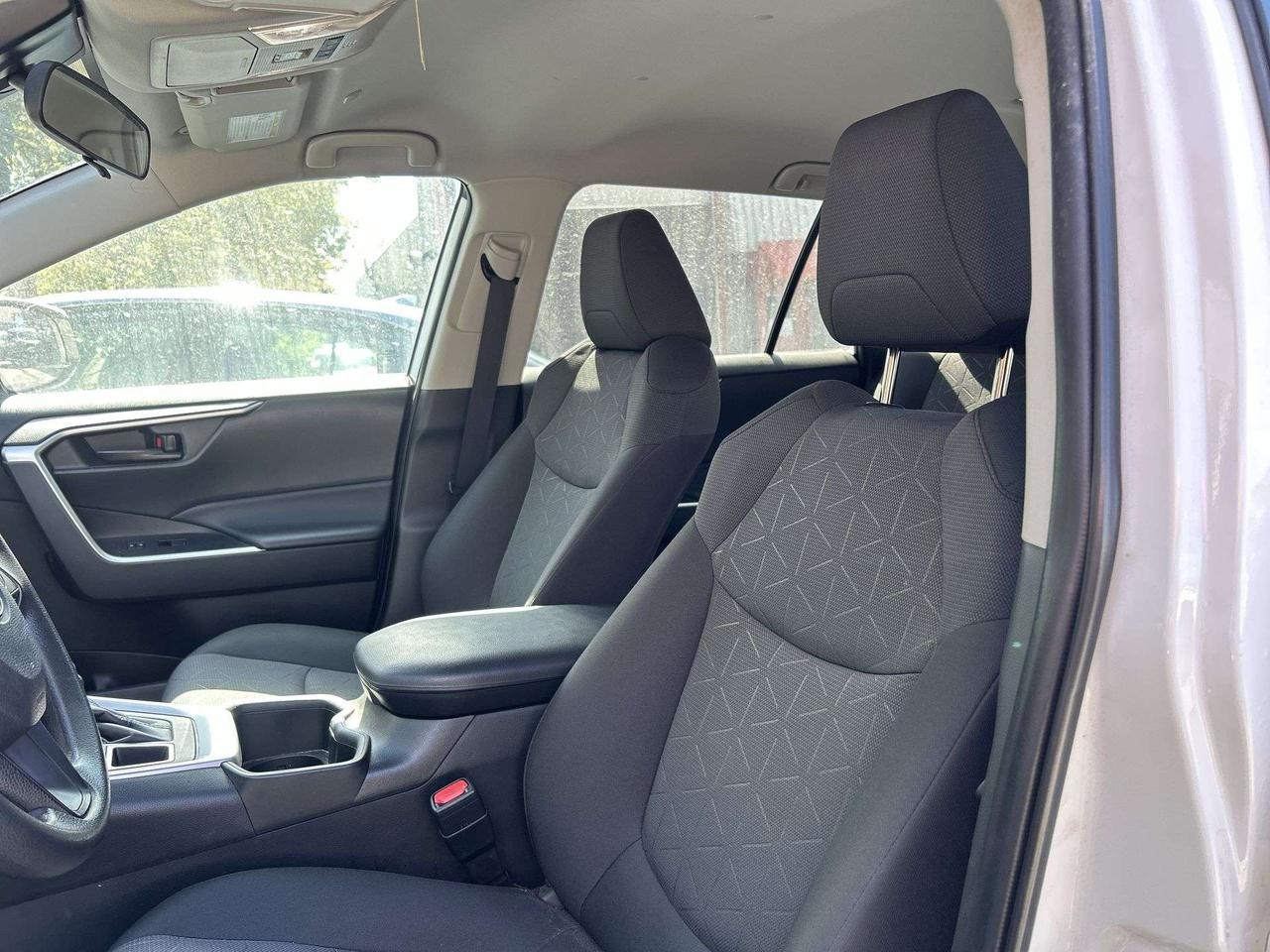 2023 Toyota RAV4 AWD | HTD SEATS | CARPLAY | HITCH | ADAPT. CRUISE Photo