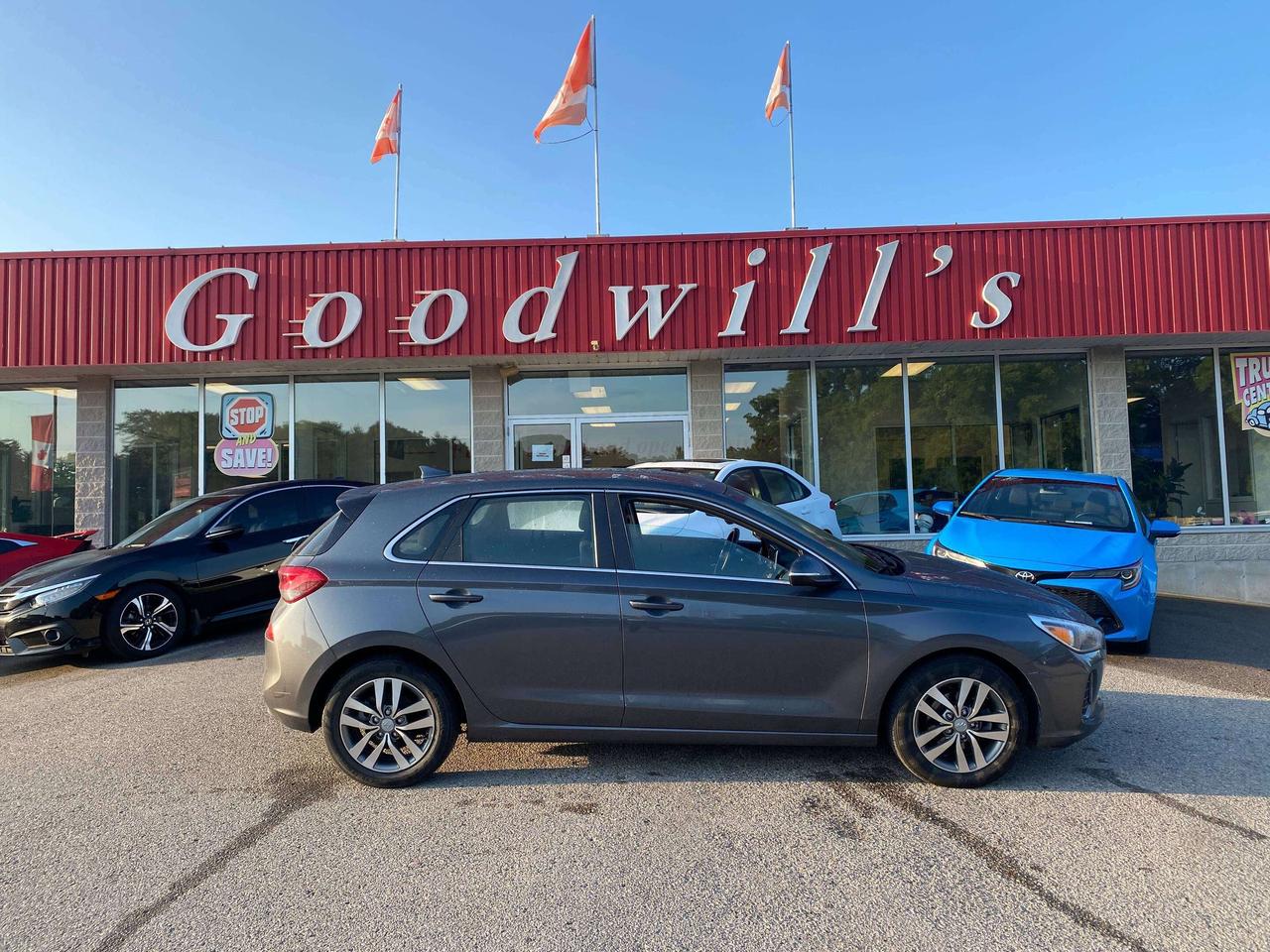 2019 Hyundai Elantra PREFERRED, CLEAN CARFAX, HEATED SEATS / WHEEL!