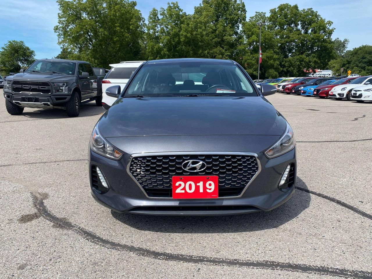 2019 Hyundai Elantra PREFERRED, CLEAN CARFAX, HEATED SEATS / WHEEL! - Photo #3