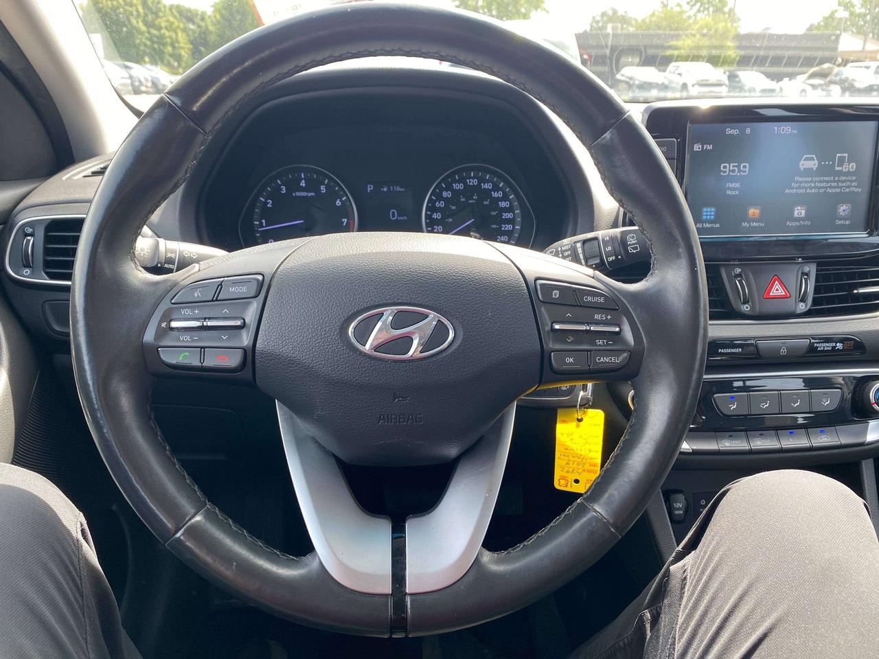 2019 Hyundai Elantra PREFERRED, CLEAN CARFAX, HEATED SEATS / WHEEL! - Photo #14