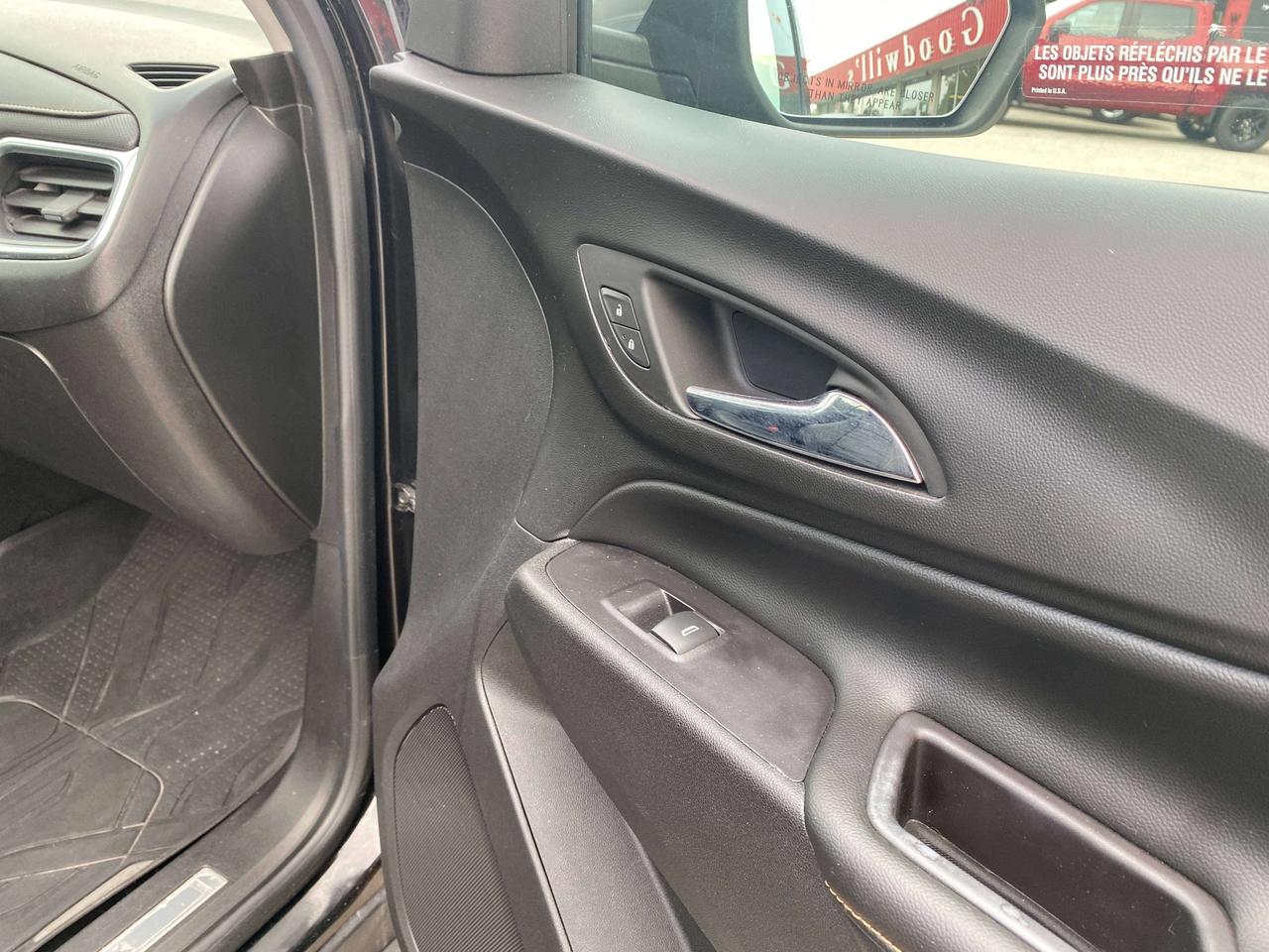 2020 Chevrolet Equinox PREMIER, AWD, REMOTE START, HEATED LEATHER SEATS! Photo