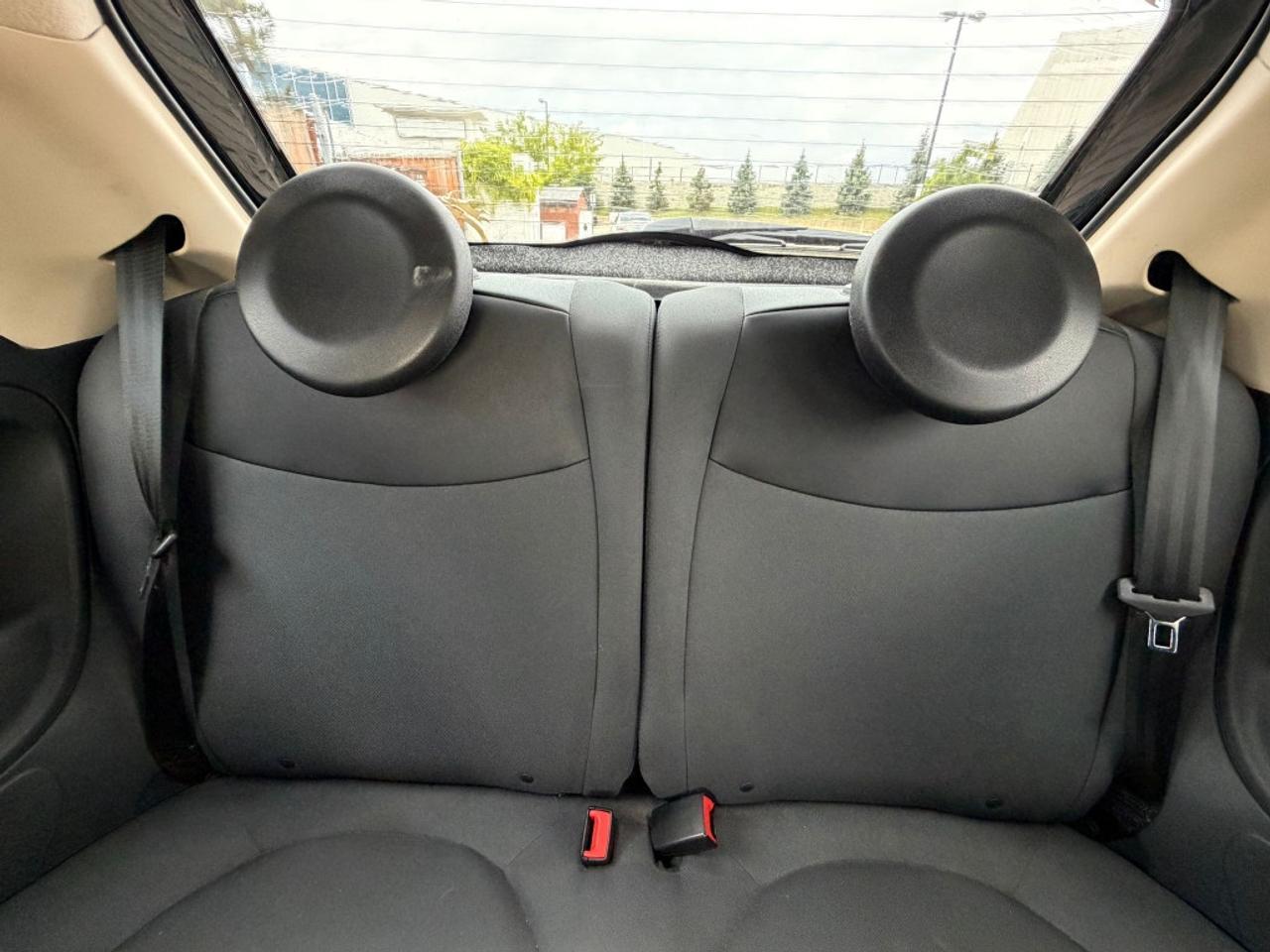 2017 Fiat 500 Pop Hatchback Photo