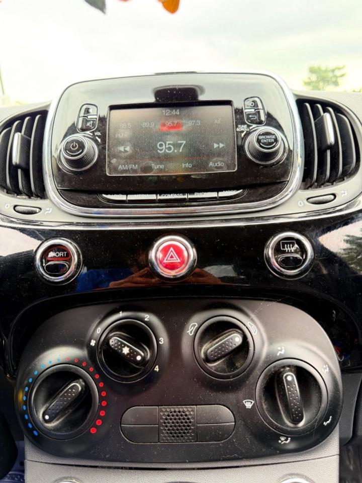 2017 Fiat 500 Pop Hatchback Photo