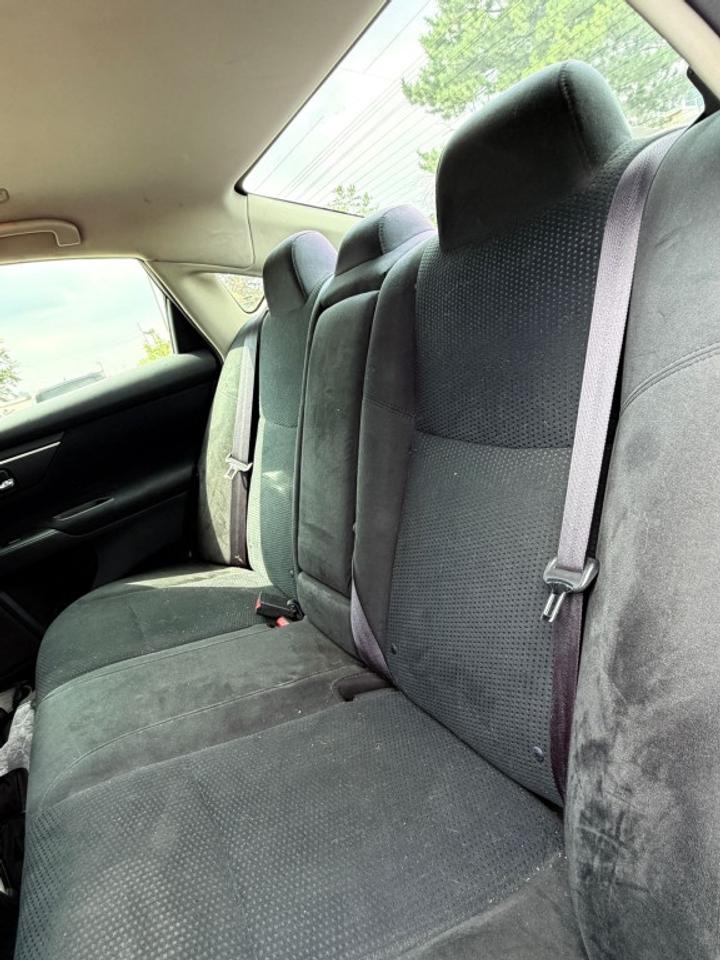 2015 Nissan Altima 2.5 S 4dr Sedan CVT Photo