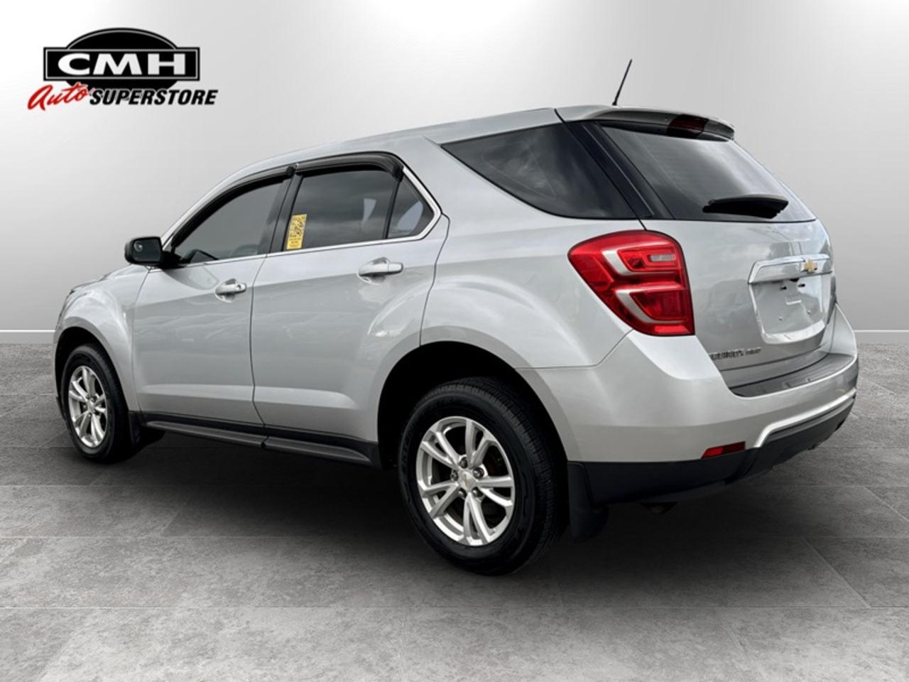 2017 Chevrolet Equinox LS  **LOW MILEAGE** Photo