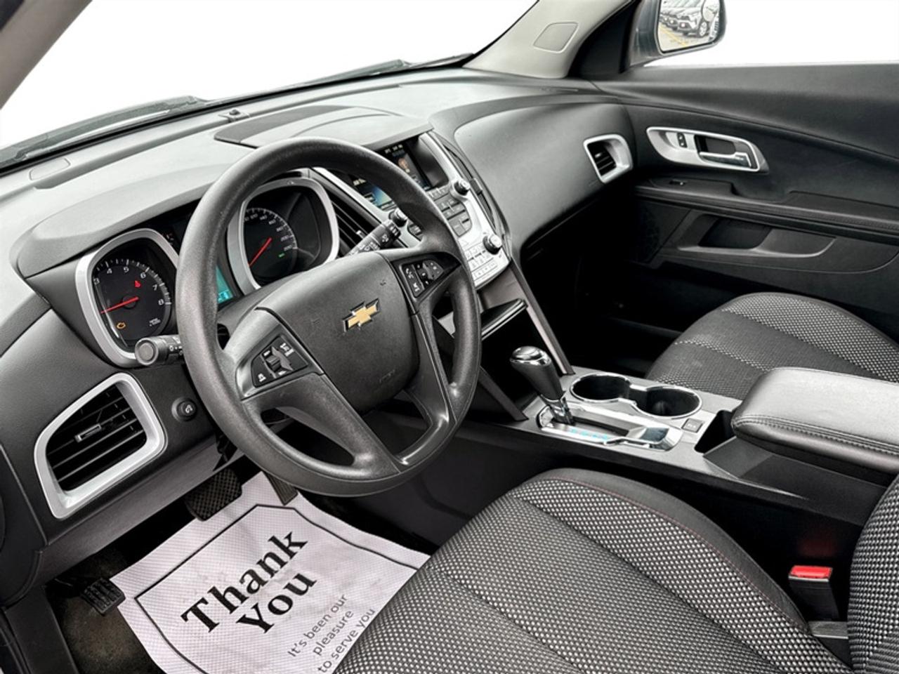 2017 Chevrolet Equinox LS  **LOW MILEAGE** Photo