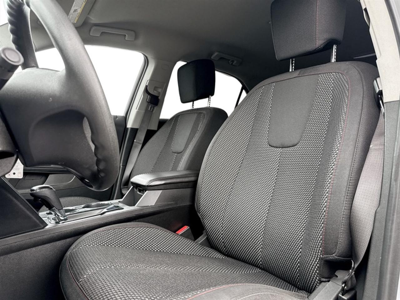 2017 Chevrolet Equinox LS  **LOW MILEAGE** Photo