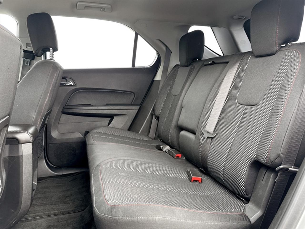 2017 Chevrolet Equinox LS  **LOW MILEAGE** Photo
