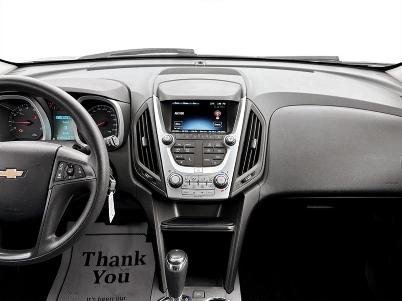 2017 Chevrolet Equinox LS  **LOW MILEAGE** Photo
