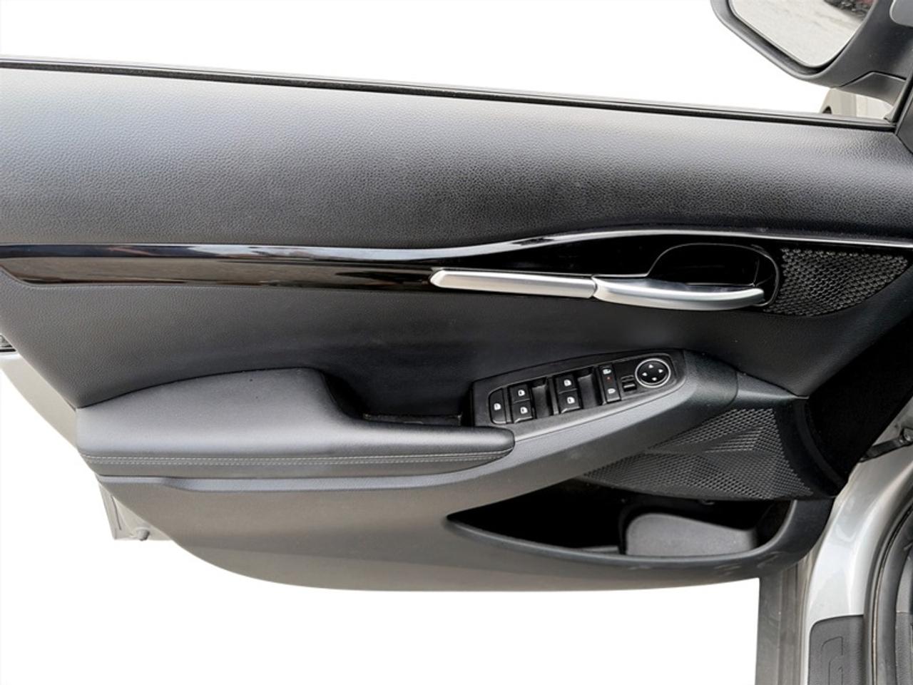 2025 Kia Seltos EX Photo