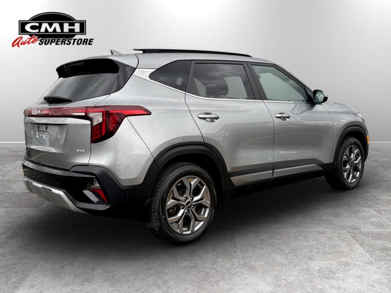 2025 Kia Seltos EX  **CLEAN CARFAX** Photo