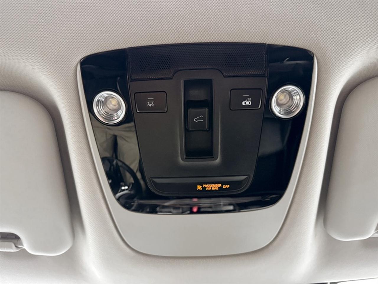 2025 Kia Seltos EX  **CLEAN CARFAX** Photo
