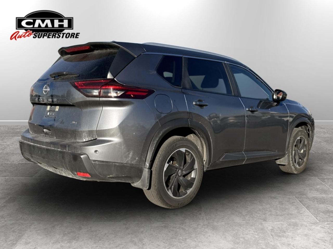 2026 Nissan Rogue SV Moonroof  **PANO ROOF - PWR GATE** Photo